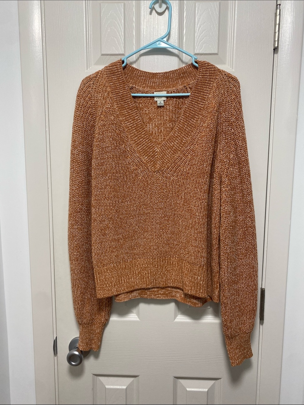 Vince V-Neck Sweater in Burnt Orange